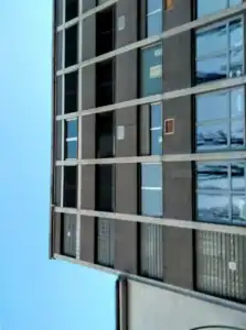 Gedanken kreisen im Büro